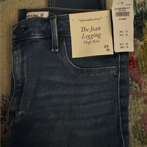 Abercrombie & Fitch Women's Blue Skinny Jeans